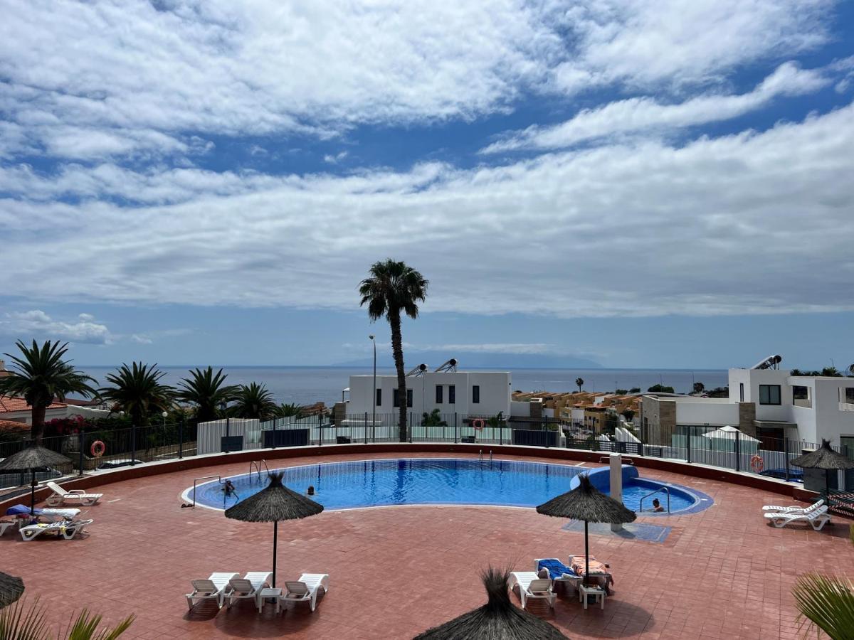 Paulmarie Apartment In Colina Blanca アデヘ エクステリア 写真